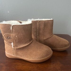 UGG Toddler Keelan Boot, Size 6